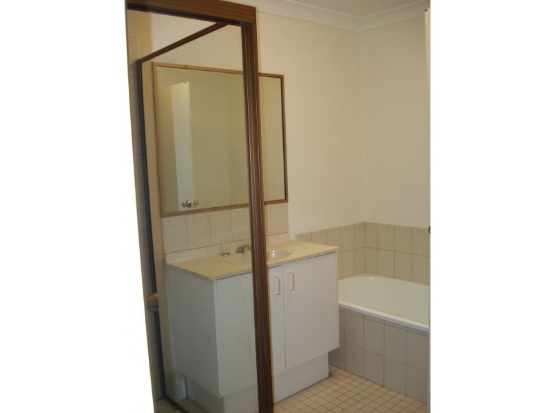 79/601 PINE RIDGE ROAD, Biggera Waters QLD 4216