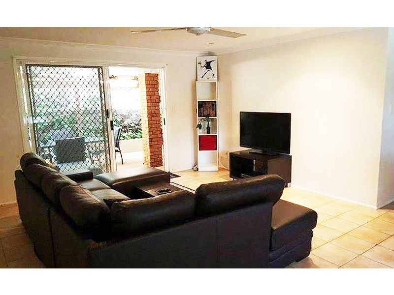 3/97 Edmund Rice Drive, Southport QLD 4215