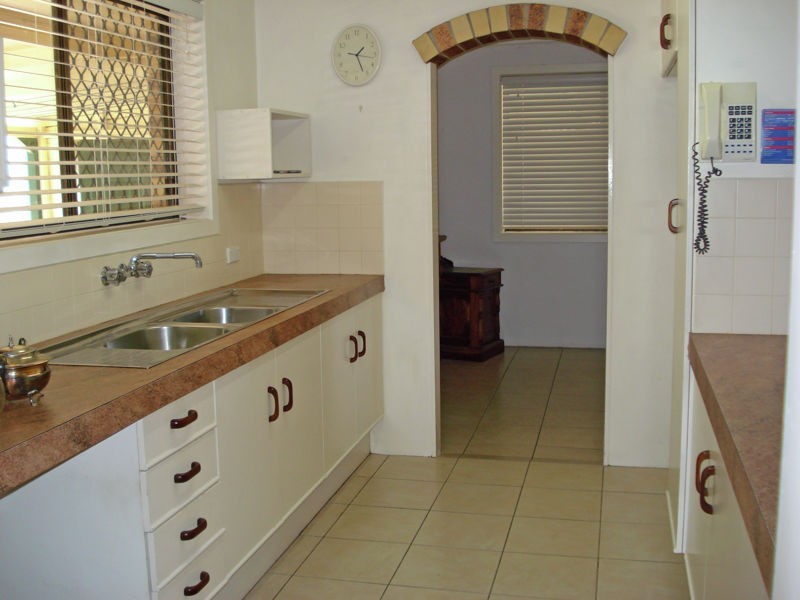 2 NEMO STREET, Ashmore QLD 4214