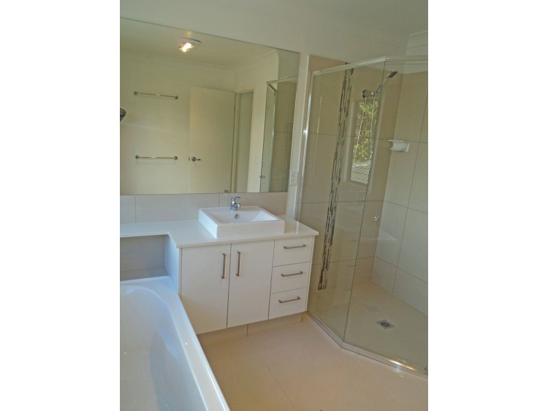 Carrara QLD 4211