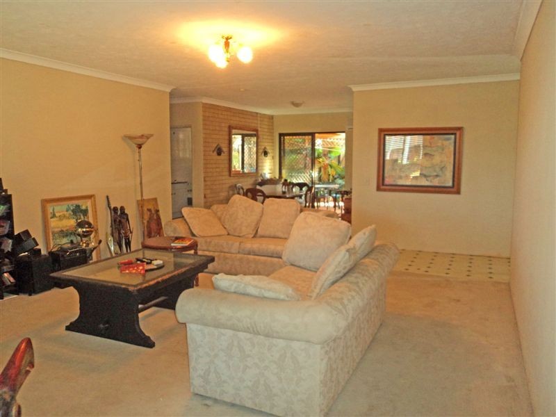 Ashmore QLD 4214