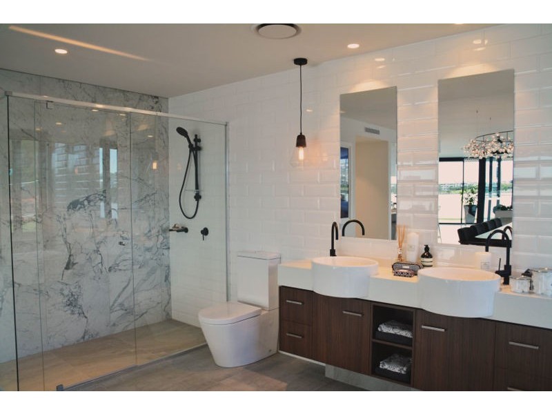 Varsity Lakes QLD 4227