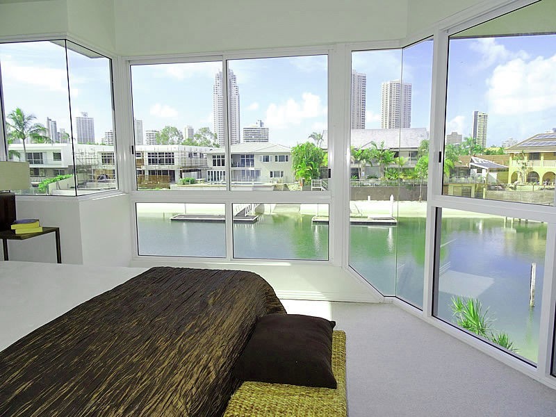 Paradise Waters QLD 4217