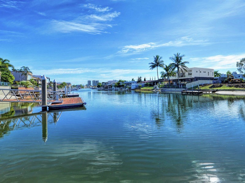 Paradise Waters QLD 4217