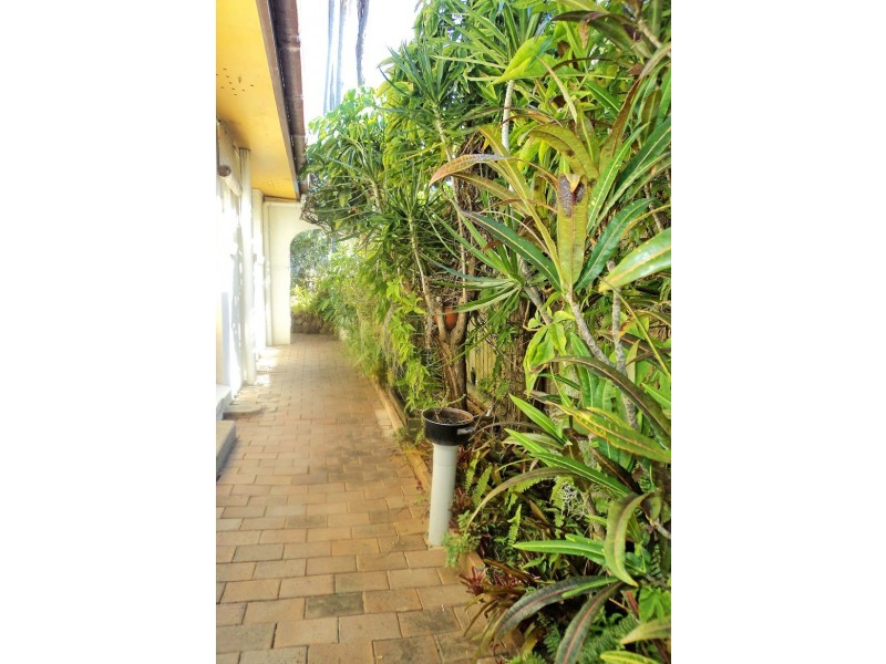 Benowa QLD 4217