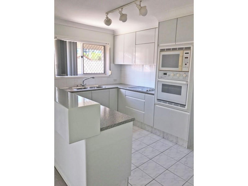 9/49 BAUER STREET, “BERNINI LODGE”, Southport QLD 4215