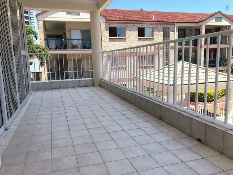 9/49 BAUER STREET, “BERNINI LODGE”, Southport QLD 4215