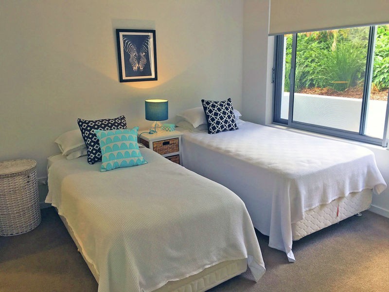 1-7 WATERFORD COURT “WATERFORD APARTMENTS”, Bundall QLD 4217