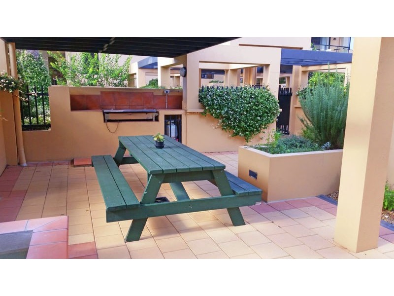 20/24 SLATYER AVENUE, Bundall QLD 4217