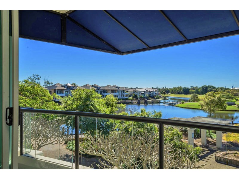 16-600 GLADES DRIVE, Robina QLD 4226