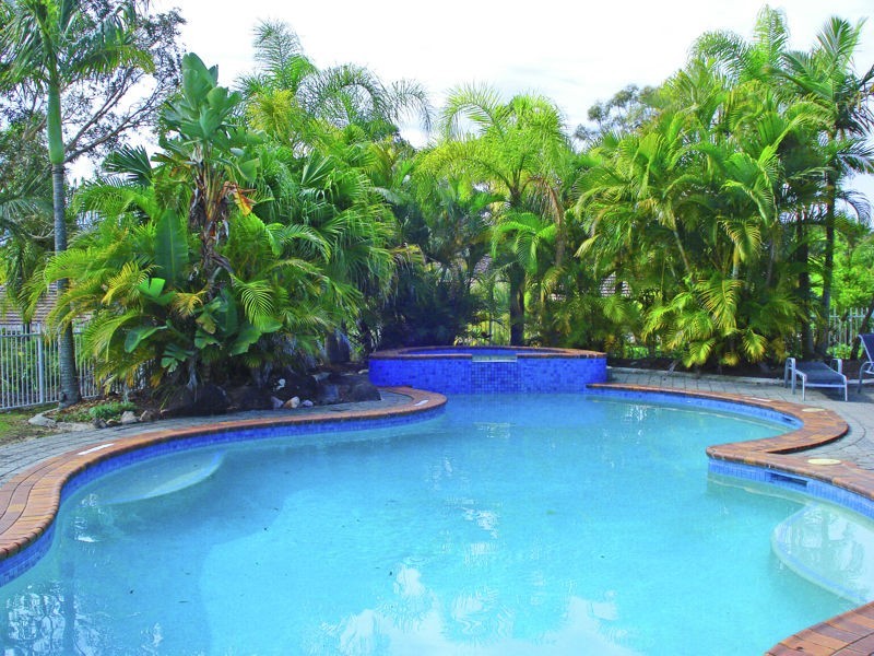 40/33 EDMUND RICE DRIVE” SUMMER FIELDS”, Southport QLD 4215