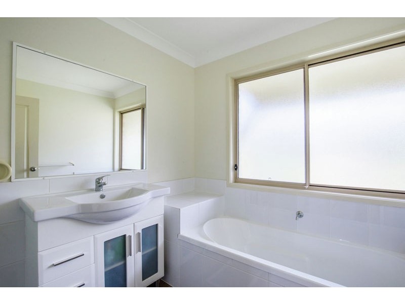 2 / 10 Amaray Drive, Upper Coomera QLD 4209