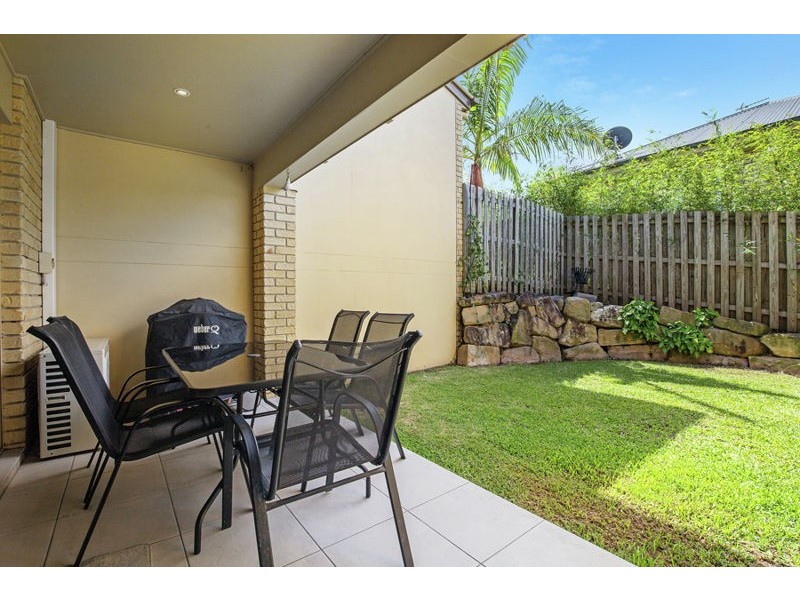 2 / 10 Amaray Drive, Upper Coomera QLD 4209