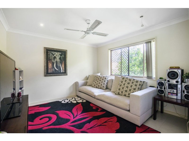 1 / 10 Amaray Drive, Upper Coomera QLD 4209