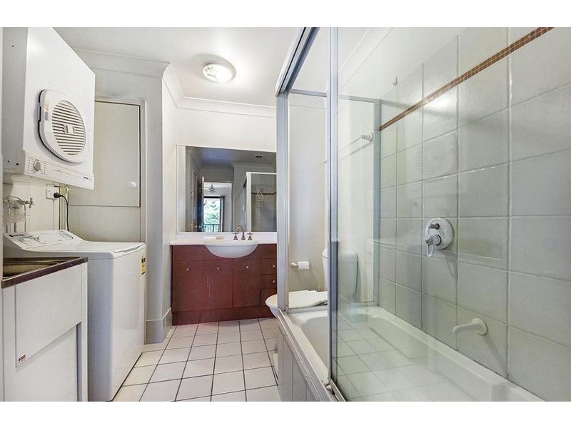 10/25-27 Commerce Drive, Robina QLD 4226