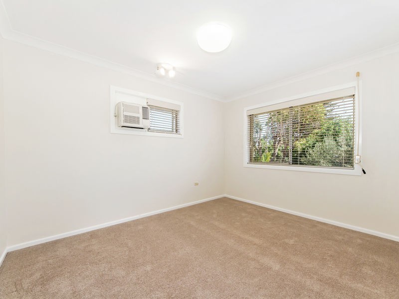 17 CLARE STREET, Southport QLD 4215