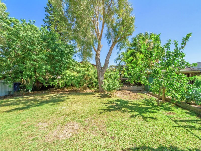 17 CLARE STREET, Southport QLD 4215