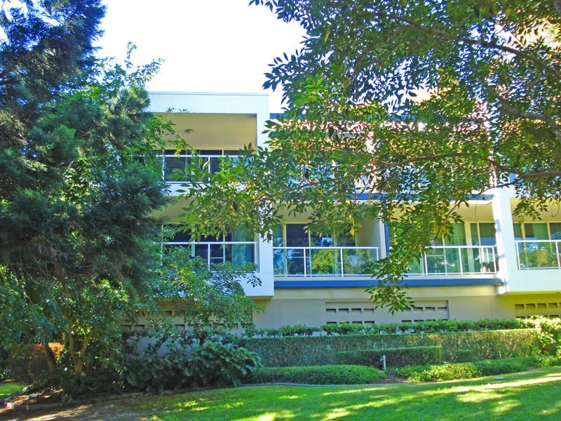 Benowa QLD 4217