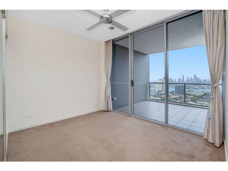 2504 ‘VICTORIA TOWERS’ 34 SCARBOROUGH STREET, Southport QLD 4215