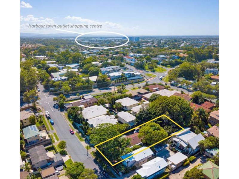 Labrador QLD 4215