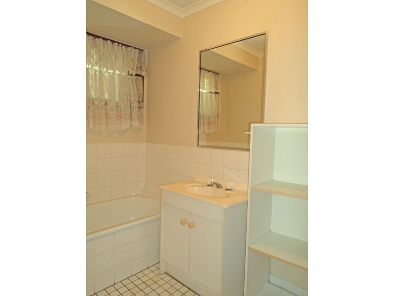 1/46 Galloway Drive, Ashmore QLD 4214