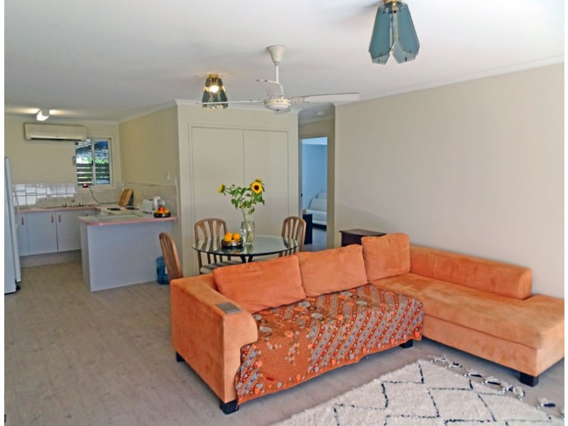 1/58 Corunna Crescent, Ashmore QLD 4214