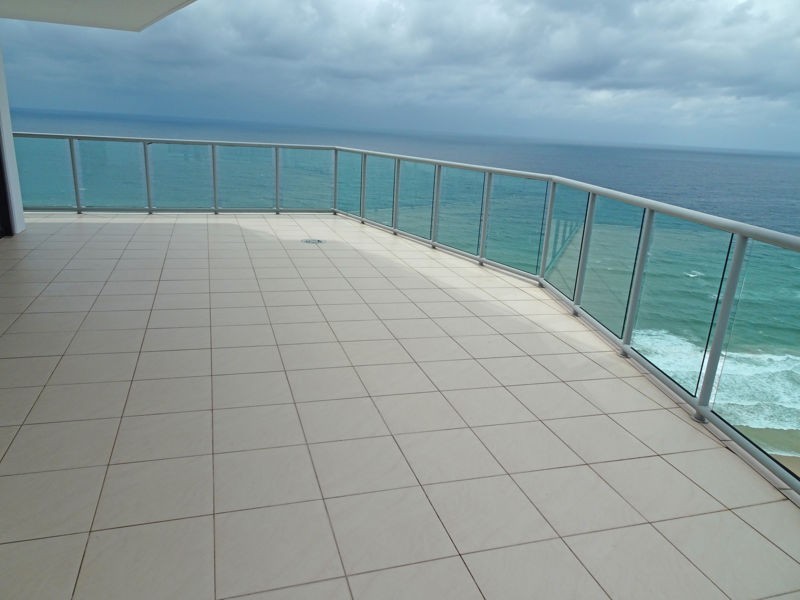 38J/5 CLIFFORD STREET “PENINSULA”, Surfers Paradise QLD 4217