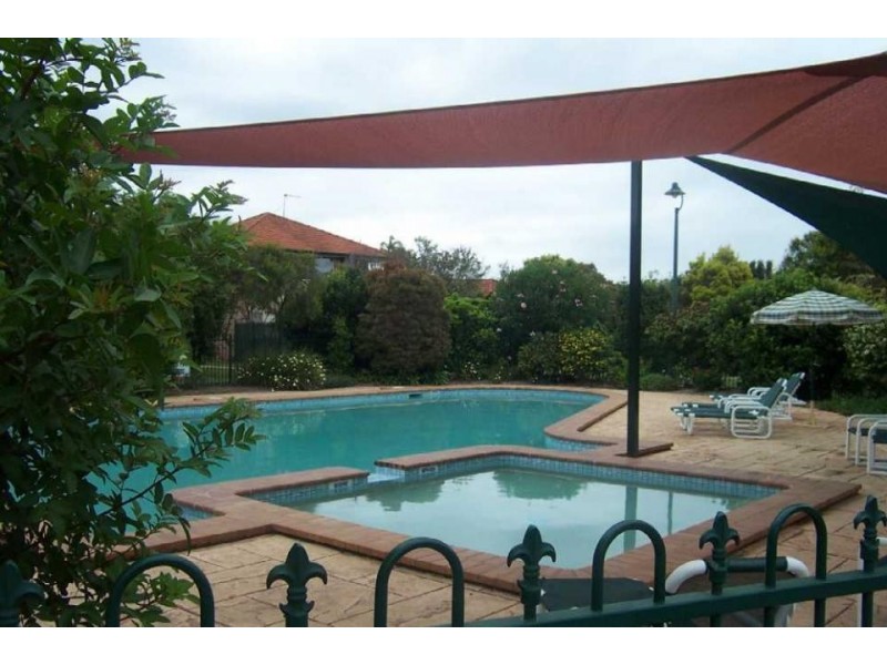 Benowa QLD 4217