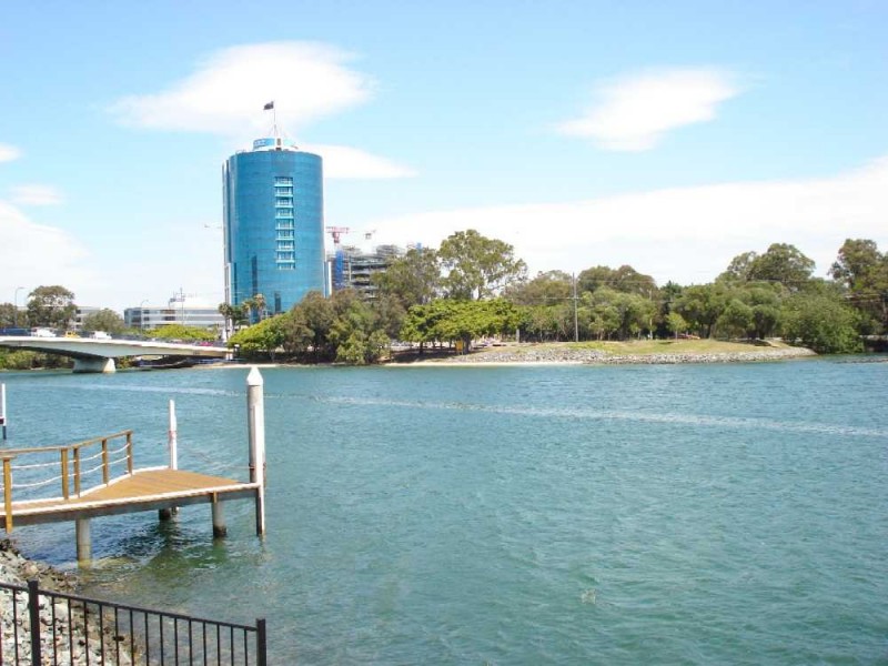 Chevron Island QLD 4217