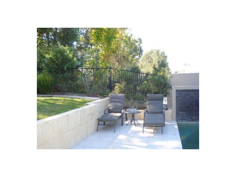 Benowa QLD 4217