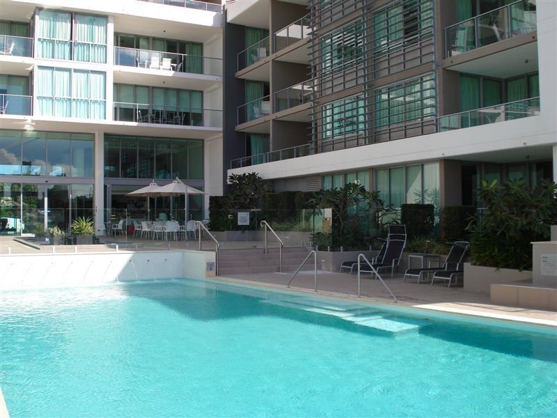 Broadbeach QLD 4218
