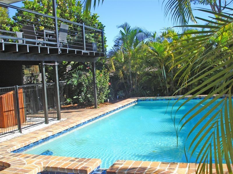 12 Geoff Wolter Drive West, Molendinar QLD 4214