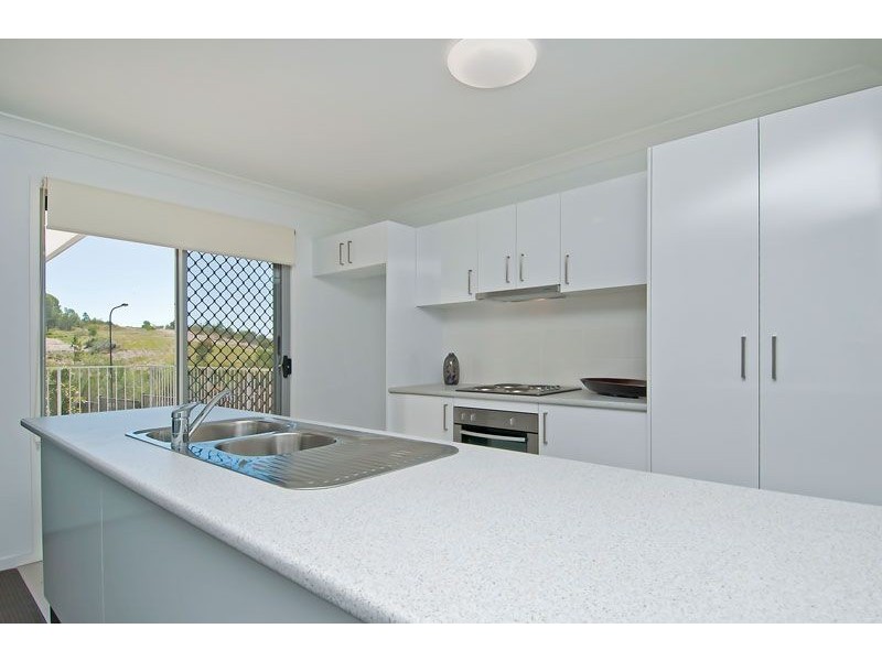 Pacific Pines QLD 4211