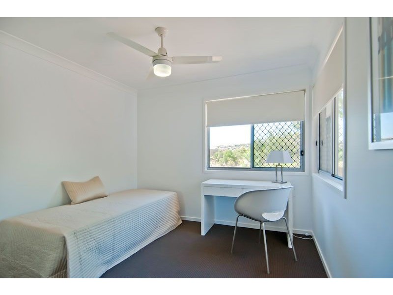 Pacific Pines QLD 4211