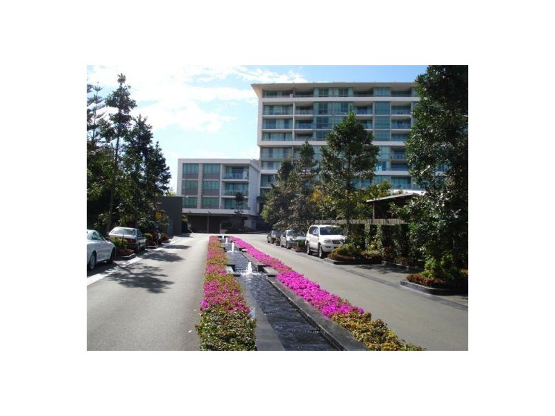 Broadbeach Waters QLD 4218