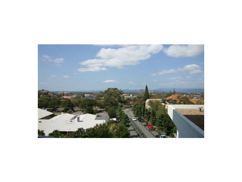 Broadbeach Waters QLD 4218