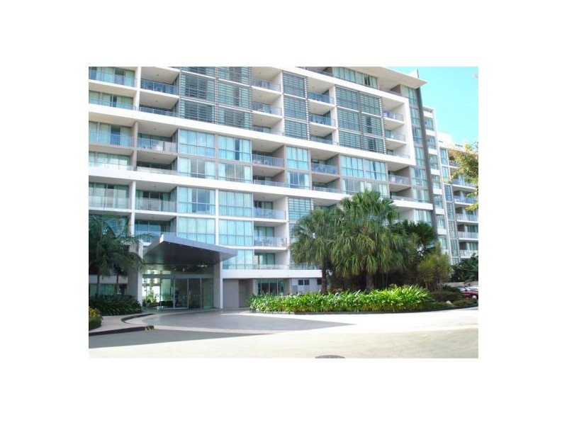 Broadbeach Waters QLD 4218