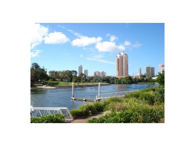 Broadbeach Waters QLD 4218