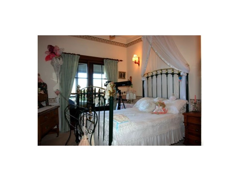 Carrara QLD 4211