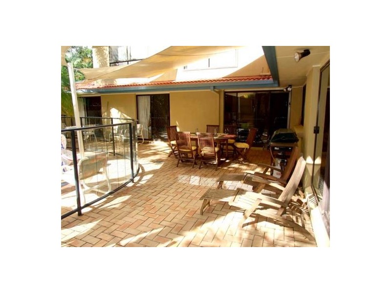 42  Ainsley Avenue, Ashmore QLD 4214