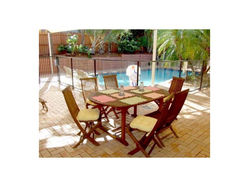 42  Ainsley Avenue, Ashmore QLD 4214