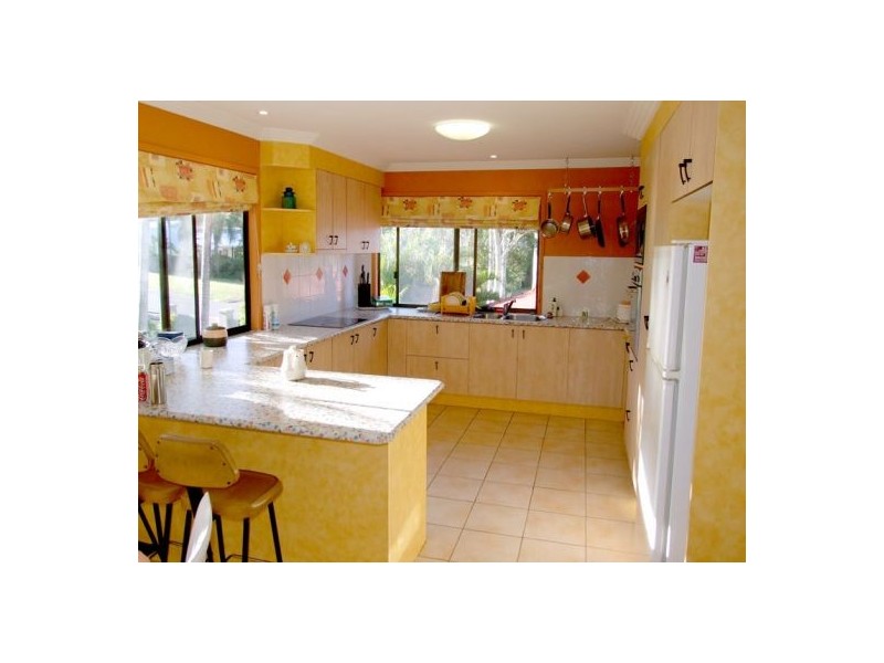 42  Ainsley Avenue, Ashmore QLD 4214