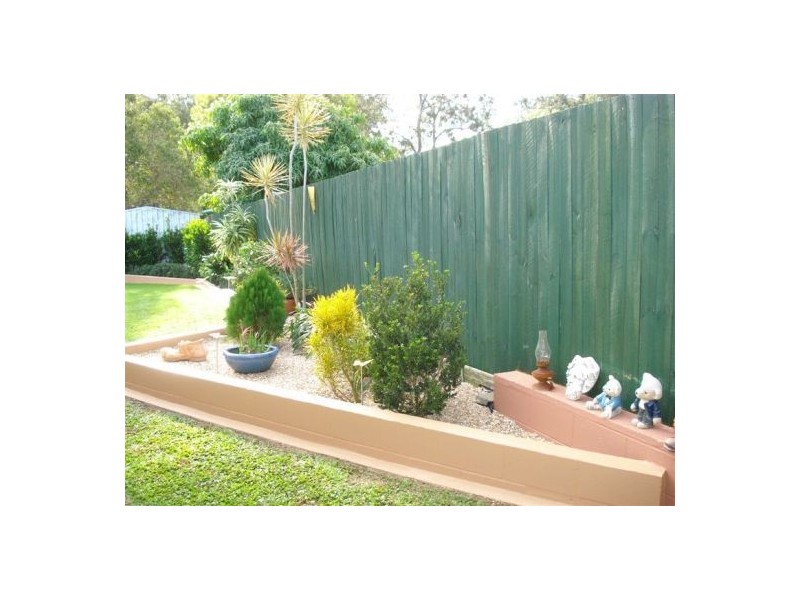 20  Miralie Place, Ashmore QLD 4214