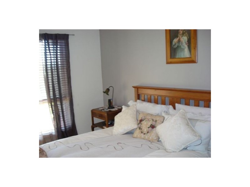 23 Tee Trees Boulevard, Arundel QLD 4214