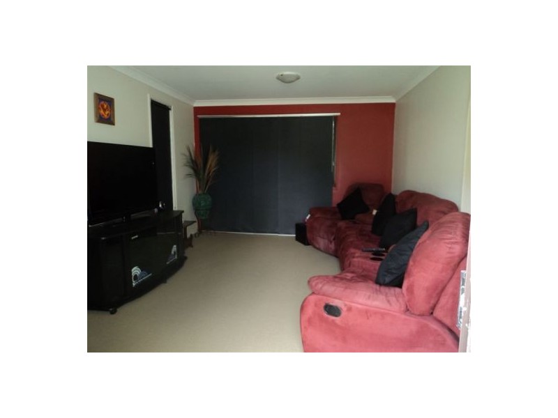 1 Mingaletta Drive, Ashmore QLD 4214