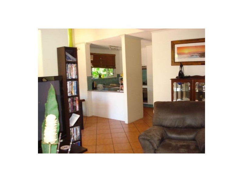 14 Pinaroo Crescent, Ashmore QLD 4214