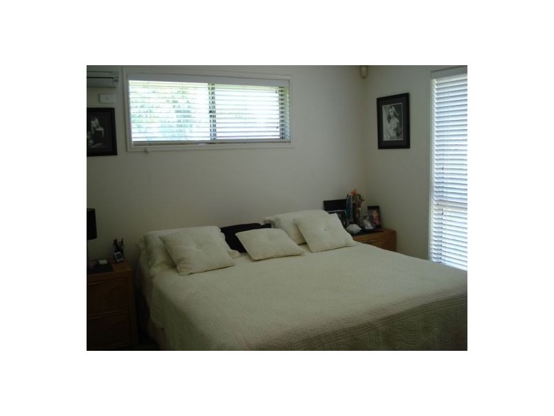 Parkwood QLD 4214