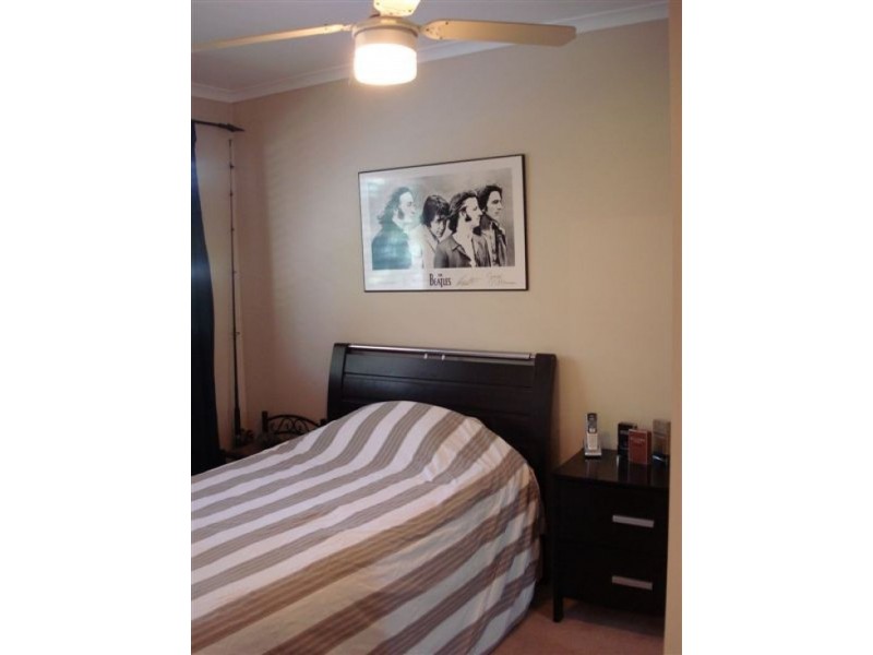 1/33 Corunna Crescent, Ashmore QLD 4214