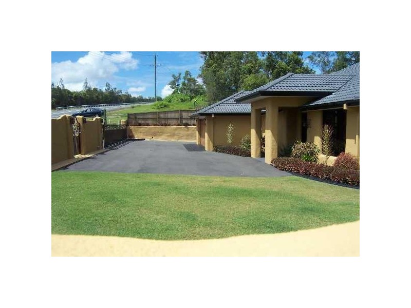 Gaven QLD 4211