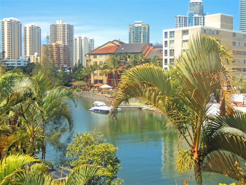 37 Peninsular Drive, Surfers Paradise QLD 4217